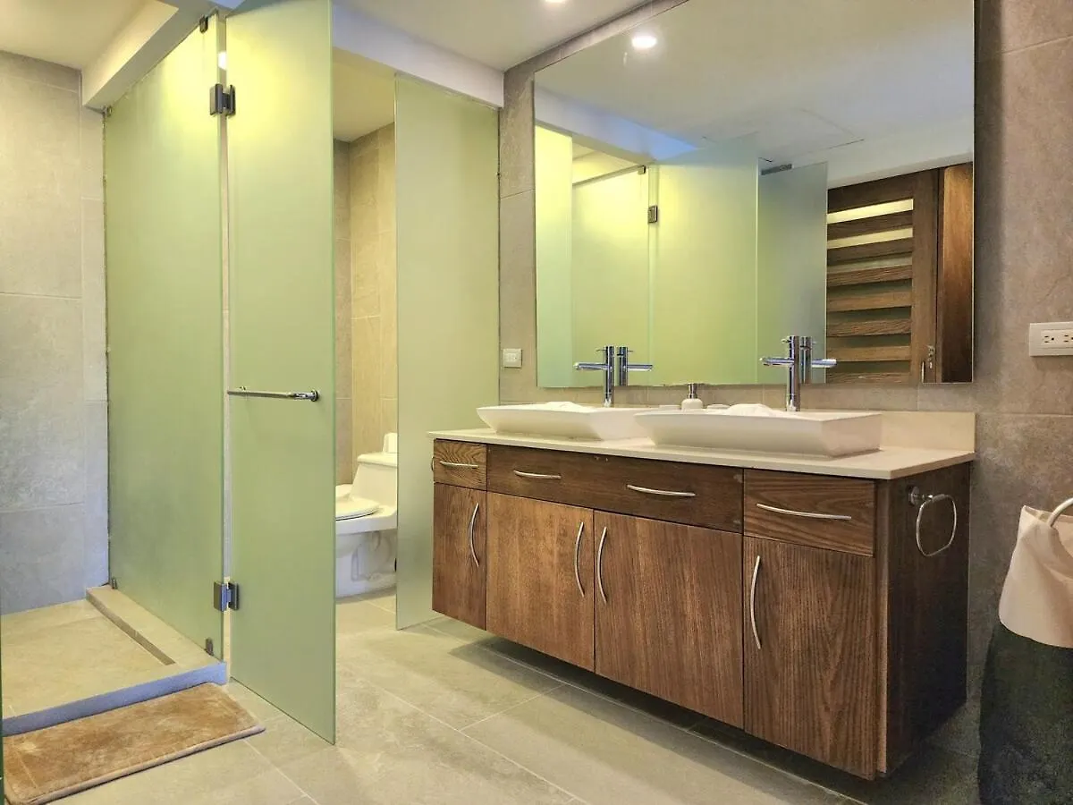 Luxury Swim-Up Apartment And Private Beach Club Playa del Carmen Mexico