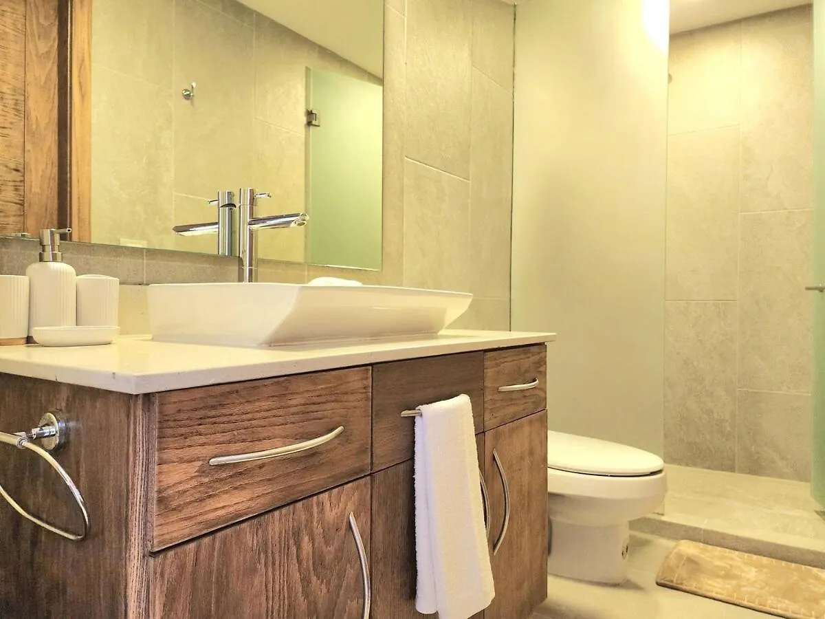 Luxury Swim-Up Apartment And Private Beach Club Playa del Carmen 0*,