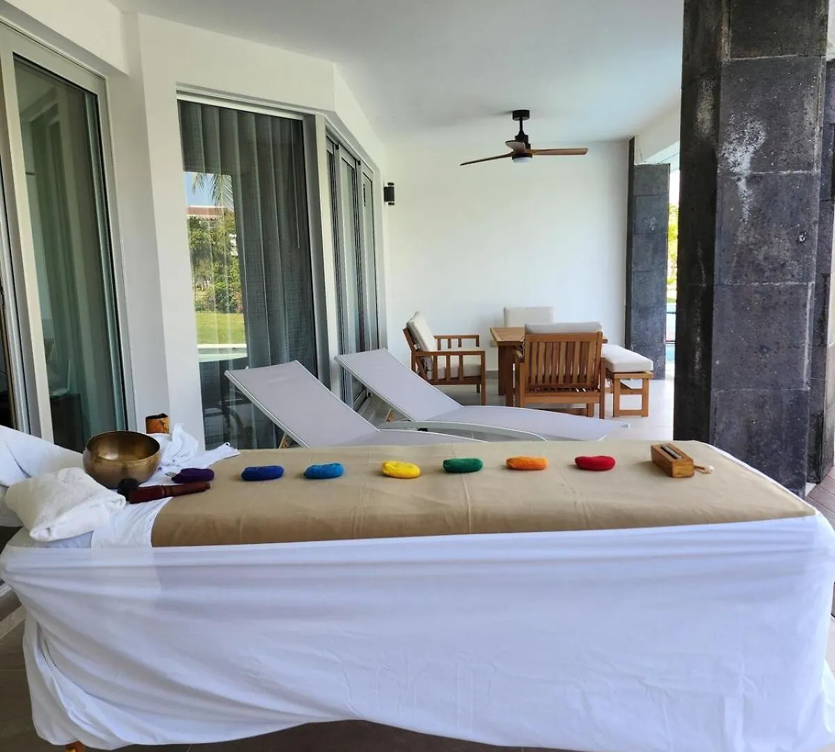 Luxury Swim-Up Apartment And Private Beach Club Playa del Carmen